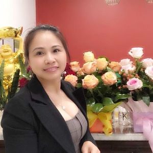 Meet your Posher, Ngoc